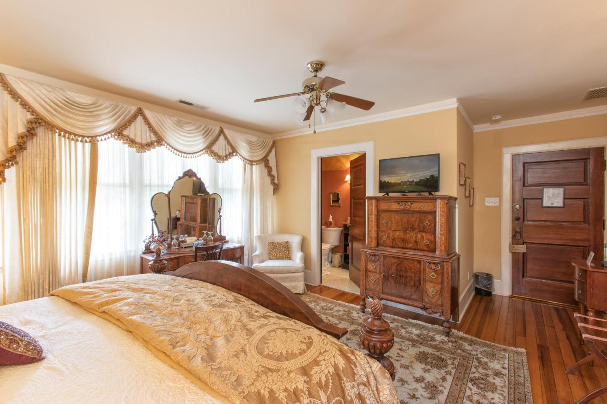 אשוויל Black Walnut B&B Inn מראה חיצוני תמונה