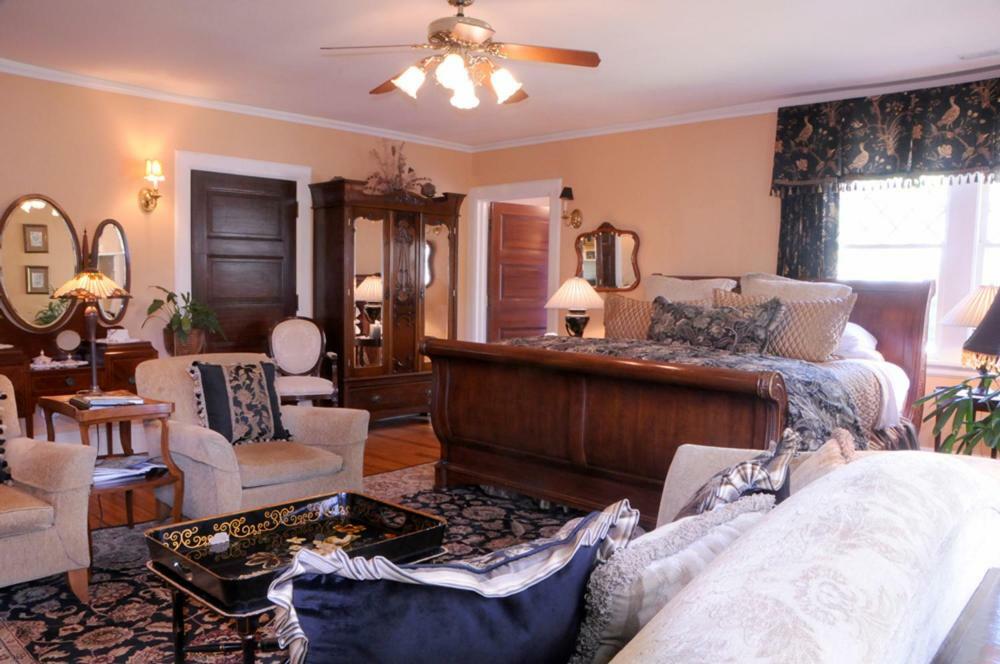 אשוויל Black Walnut B&B Inn מראה חיצוני תמונה