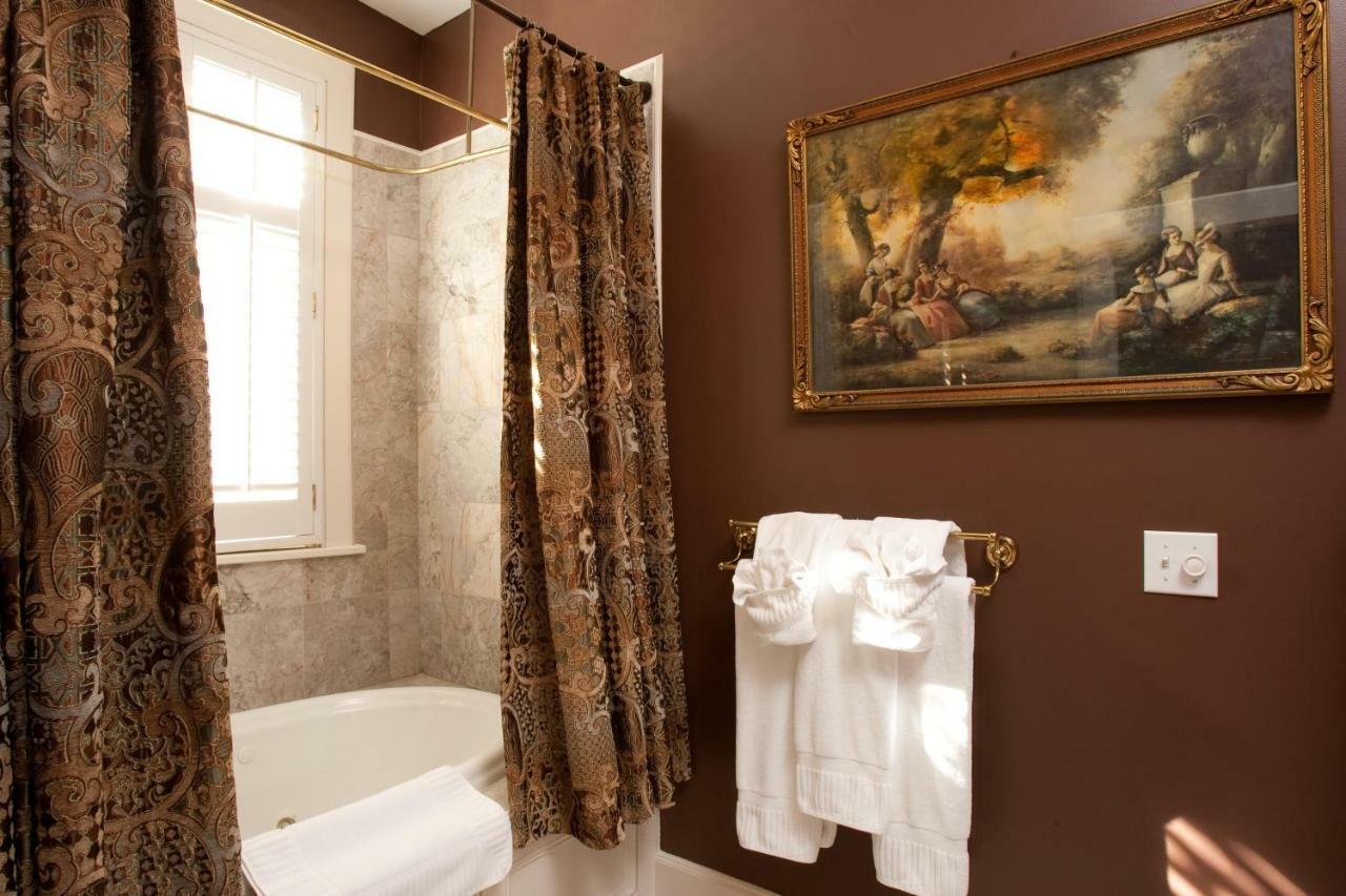 אשוויל Black Walnut B&B Inn מראה חיצוני תמונה