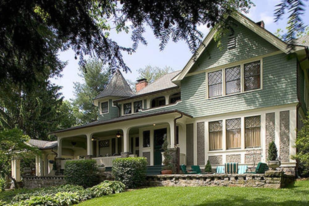 אשוויל Black Walnut B&B Inn מראה חיצוני תמונה